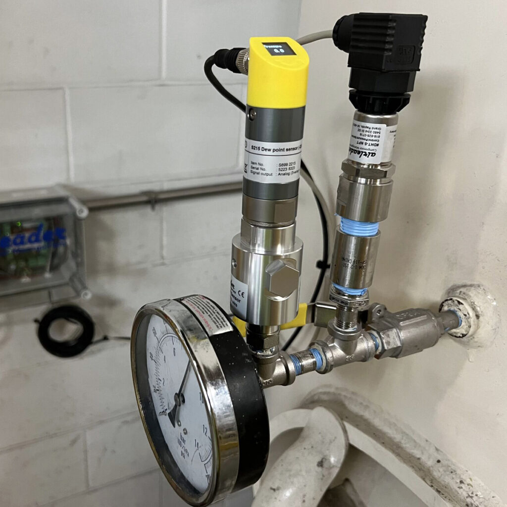 SUTO iTEC S211 dew point sensor for desiccant dryers 60 plus 20 c td 20256 Airtec Servicios